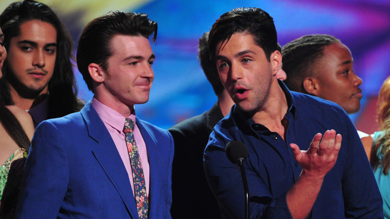 Drake Bell and Josh Peck speaking