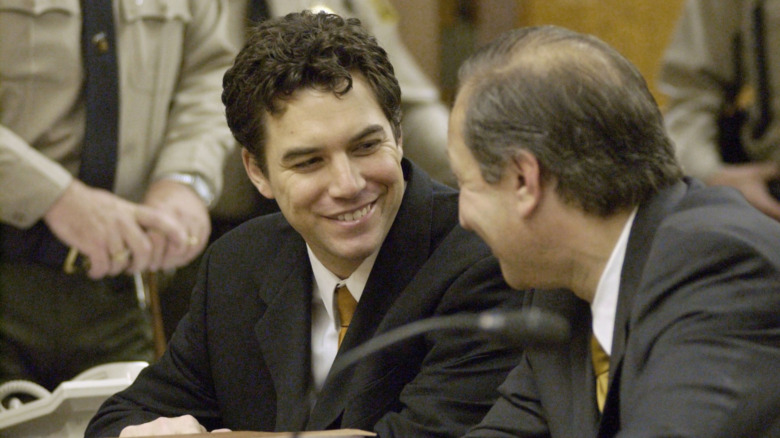 Scott Peterson smiling in court