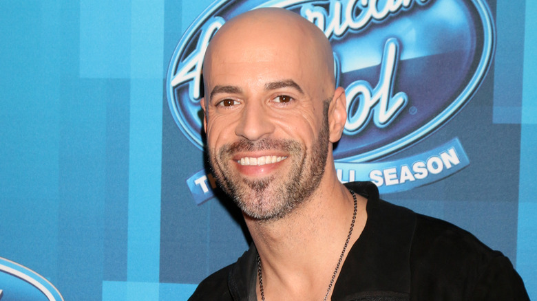 Chris Daughtry smiling on the American Idol red carpet