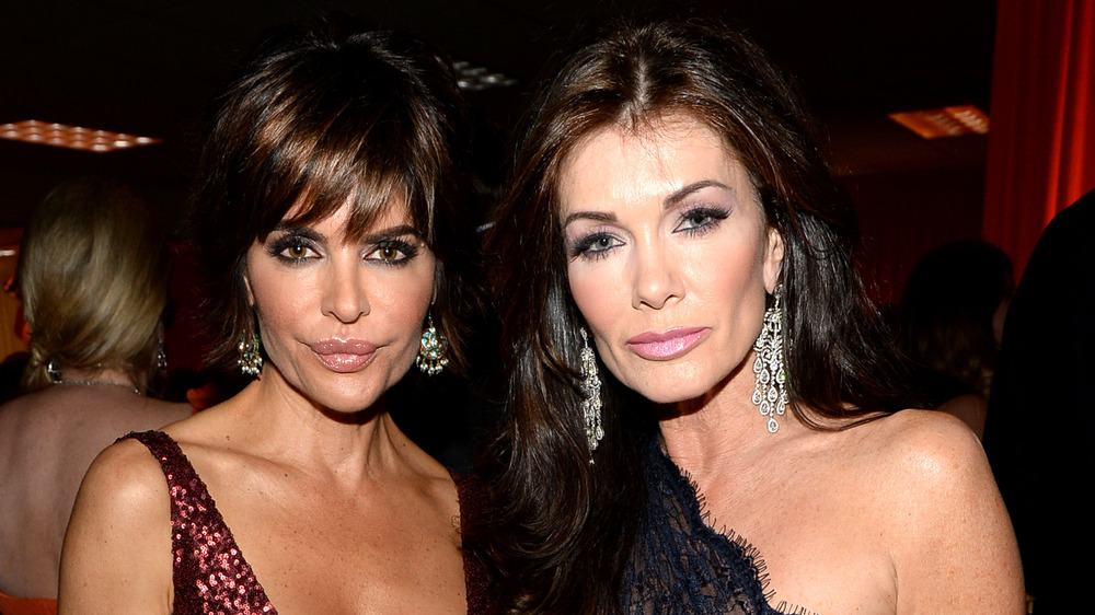 Lisa Rinna (left), Lisa Vanderpump (right)