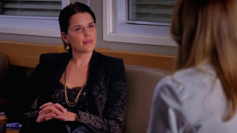 Neve Campbell in "Grey's Anatomy"