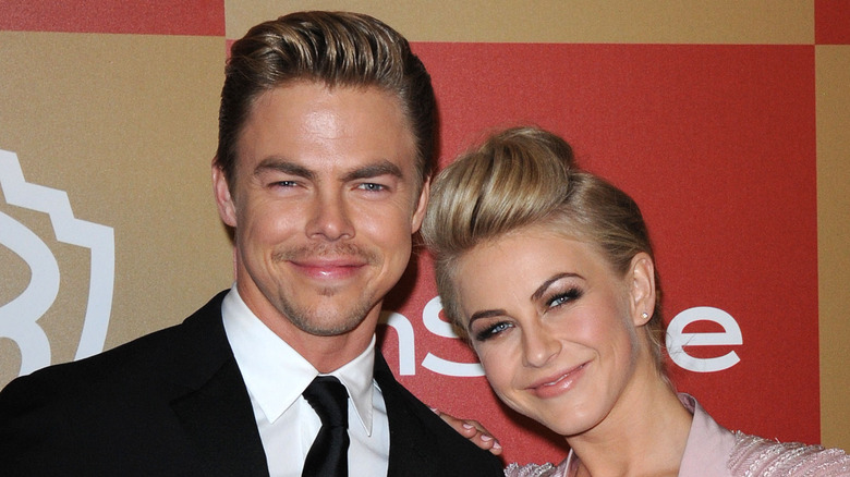 Derek and Julianne Hough smiling