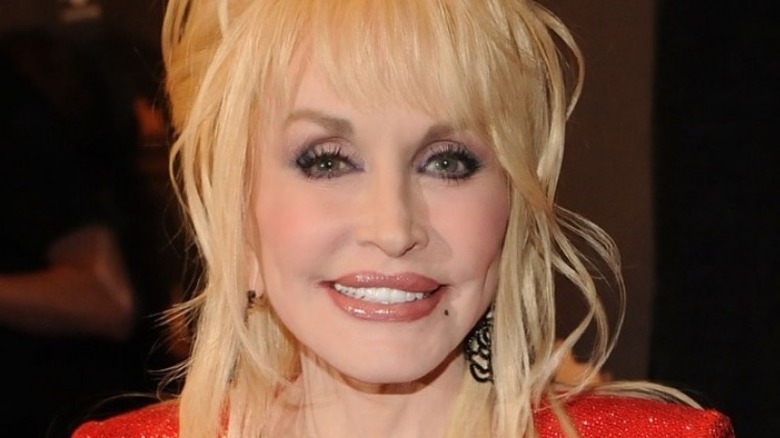 Dolly Parton smiling