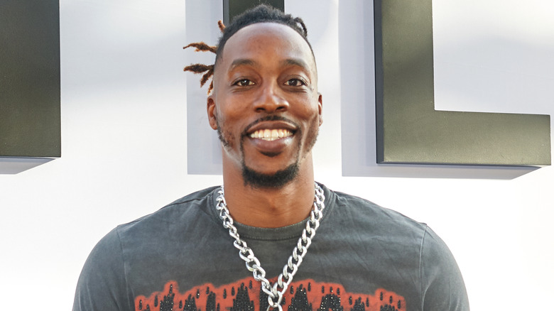 Dwight Howard wearing a chain