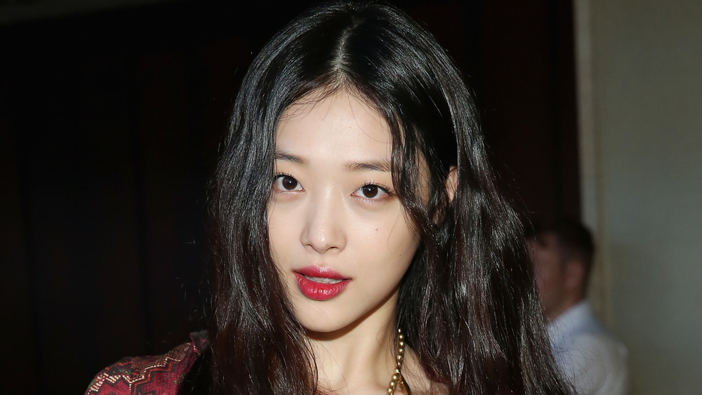 Sulli at a Tory Burch show in 2015