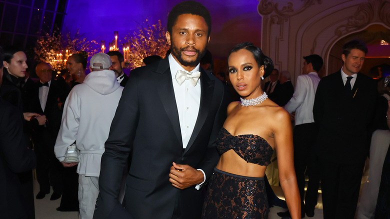 Kerry Washington and Nnamdi Asomugha posing for pictures