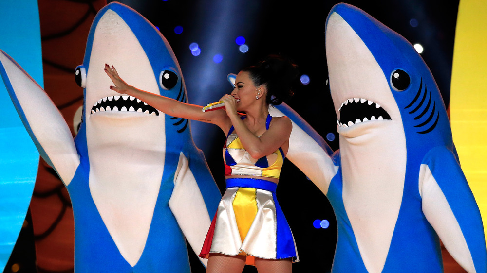 Katy Perry and Left Shark at Super Bowl