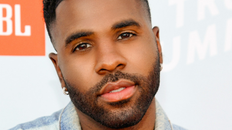 Jason Derulo smiling