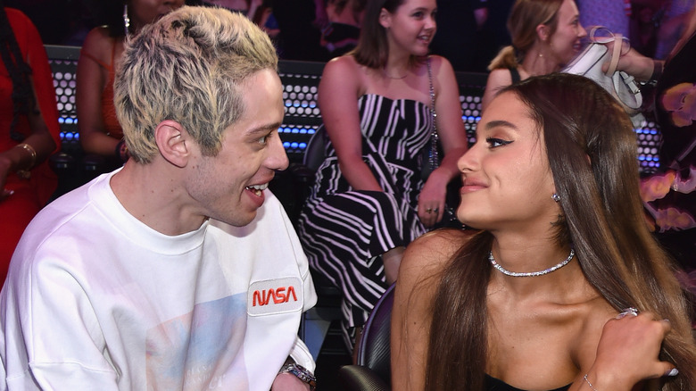 Ariana Grande and Pete Davidson smiling