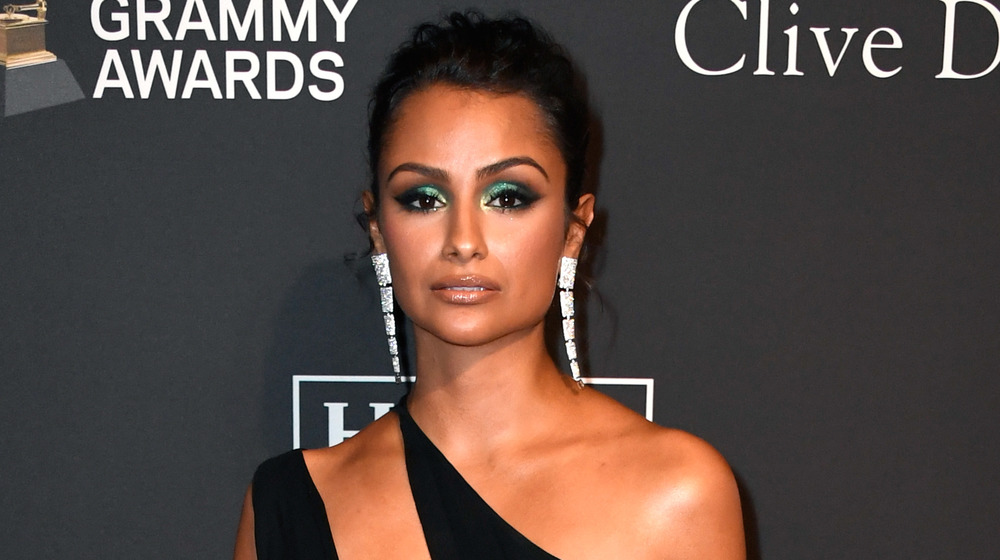 Nazanin Mandi looking fierce on the Grammys red carpet