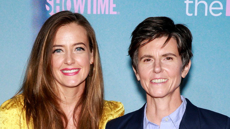 Stephanie Allynne and Tig Notaro smiling. 