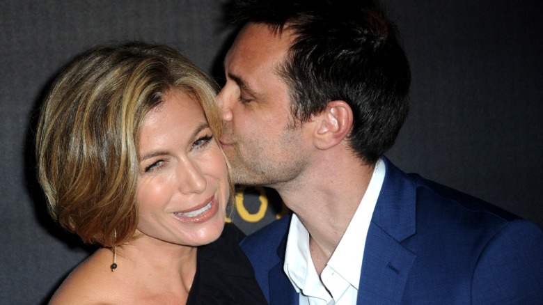 Sonya Walger kissed on cheek by Davey Holmes