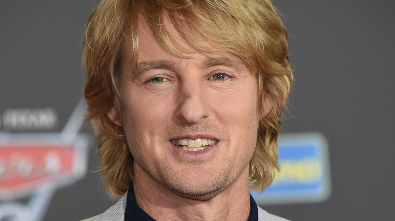 Owen Wilson attends a red carpet event 