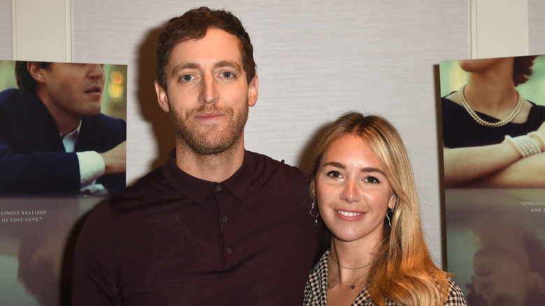 Thomas Middleditch and Mollie Gates smiling