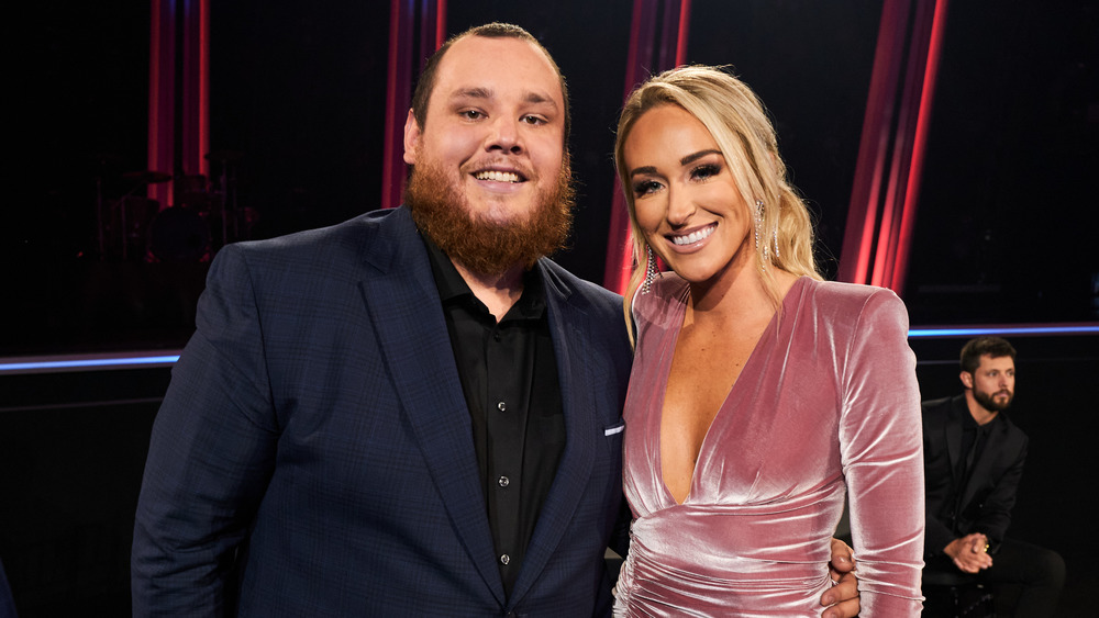 Luke Combs attends 2020 CMA Awards with wife Nicole Hocking