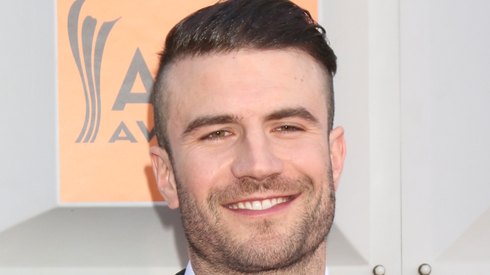 The Real Meaning Behind 'Breaking Up Was Easy In The 90's' By Sam Hunt