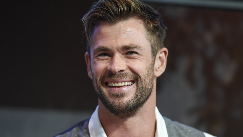 Chris Hemsworth's Massive Arms Are Perfect (But Not For Thor 4)