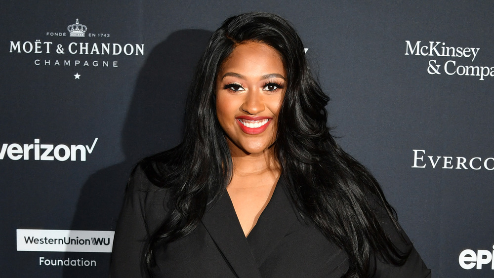 Jazmine Sullivan posing on the red carpet in New York in 2019