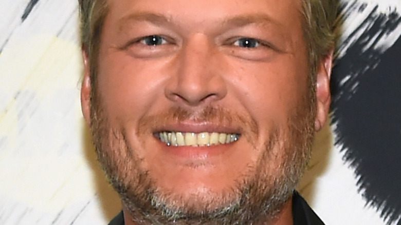 Blake Shelton on the red carpet