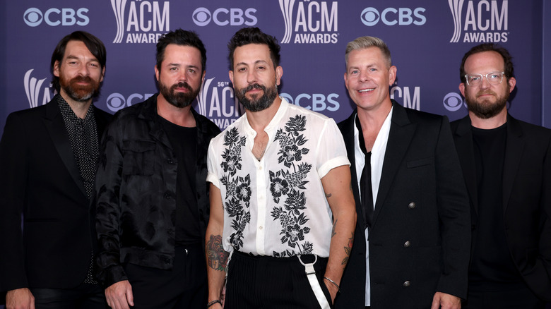 Old Dominion, photo of band all together, some smiling, 2020 CMAs