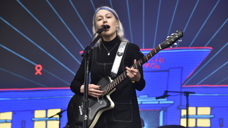 Phoebe Bridgers performing