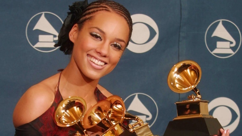 Here's why Alicia Keys stopped wearing makeup