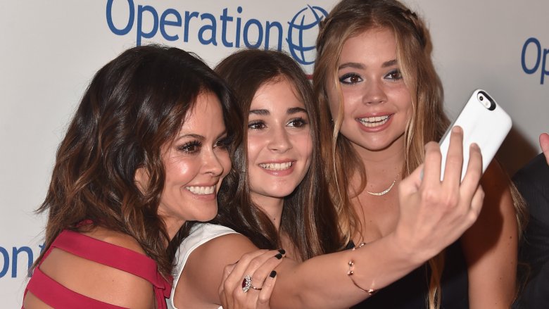 Brooke Burke and her daughters