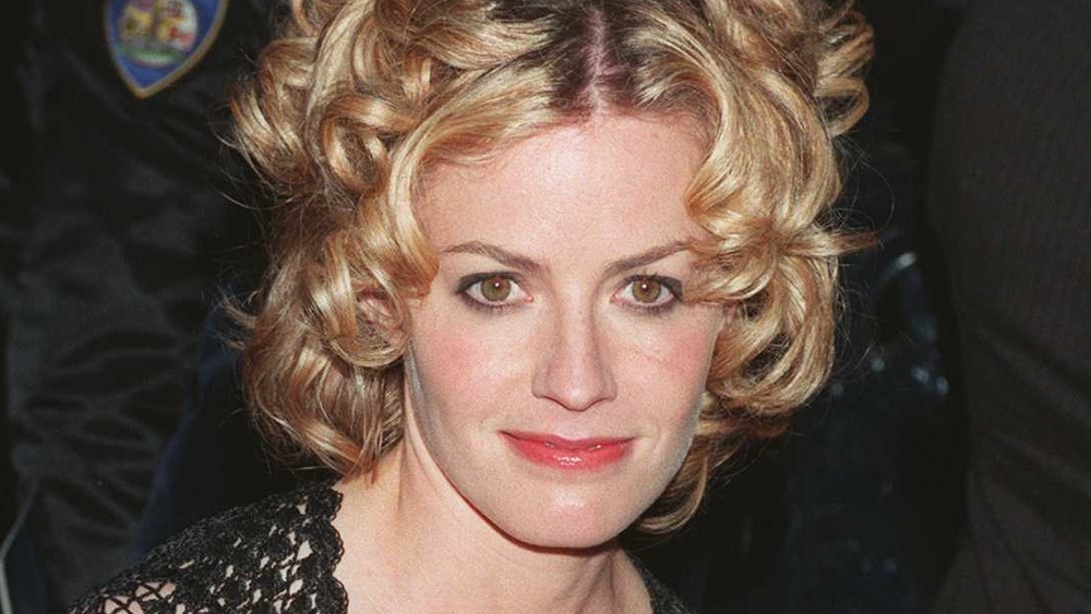 Elizabeth Shue on red carpet 1997