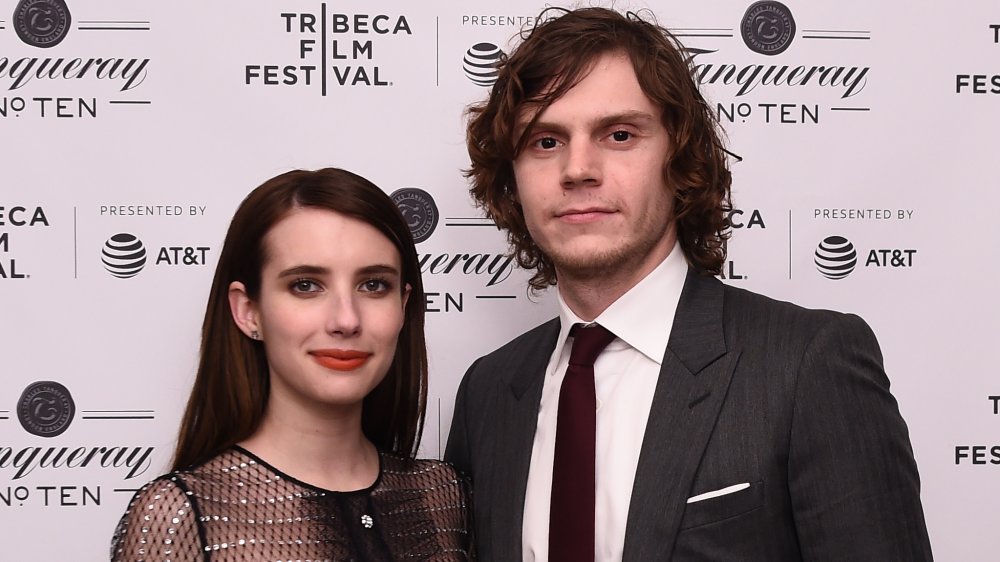 Emma Roberts, Evan Peters