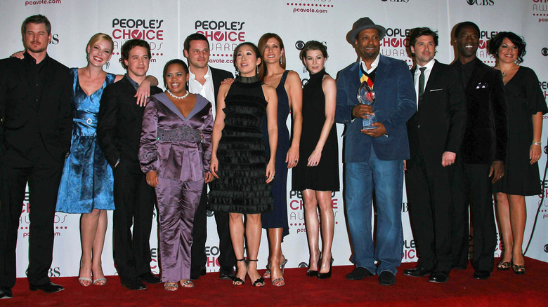 Grey's Anatomy Cast posing