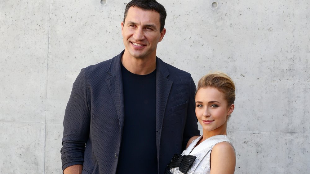 Wladimir Klitschko and Hayden Panettiere posing with their arms around each other