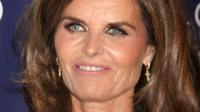 Maria Shriver smiling on the red carpet