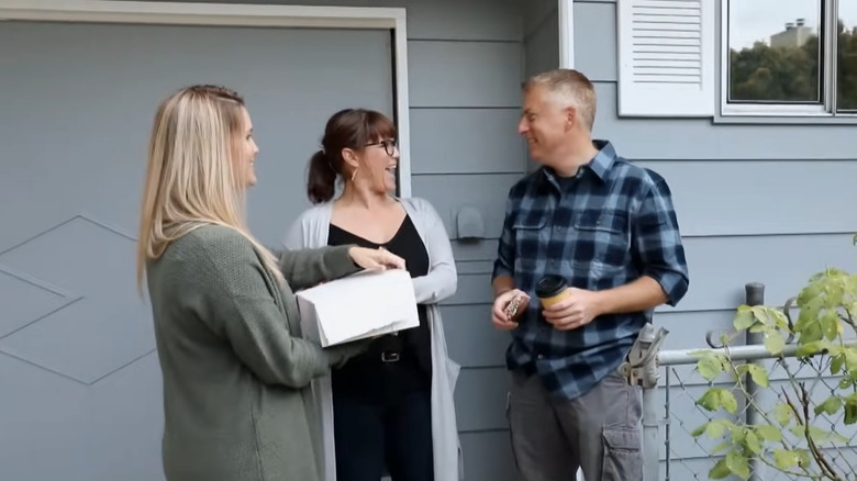 Leslie Davis, Lyndsay Lamb, and Jeff Lawrence talking