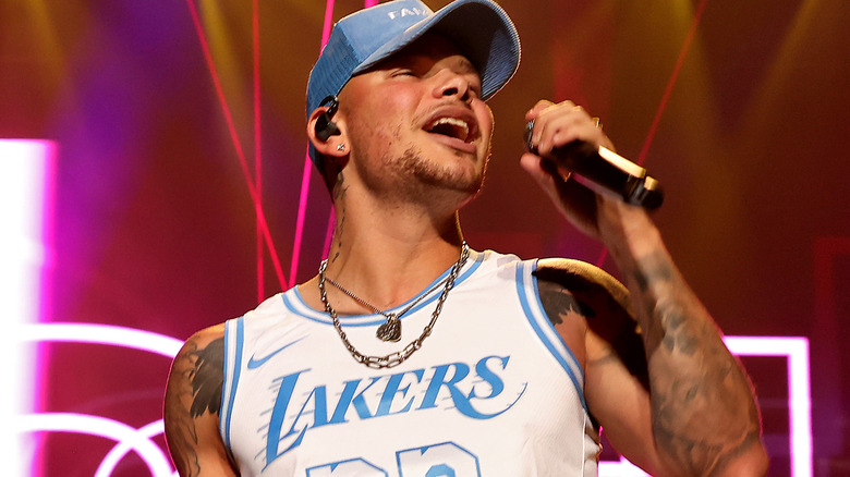 Kane Brown performing