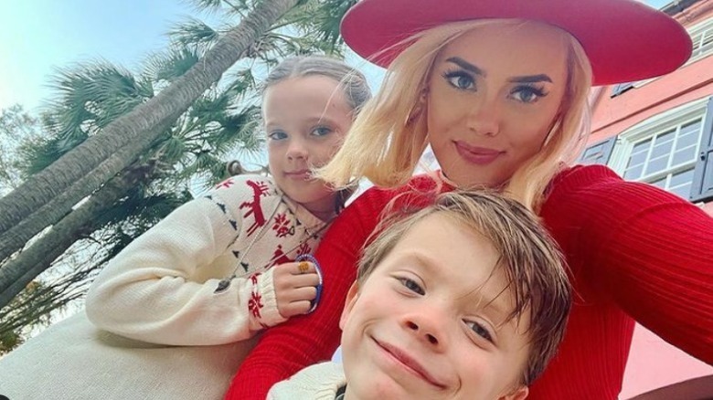 Kathryn Dennis and her kids