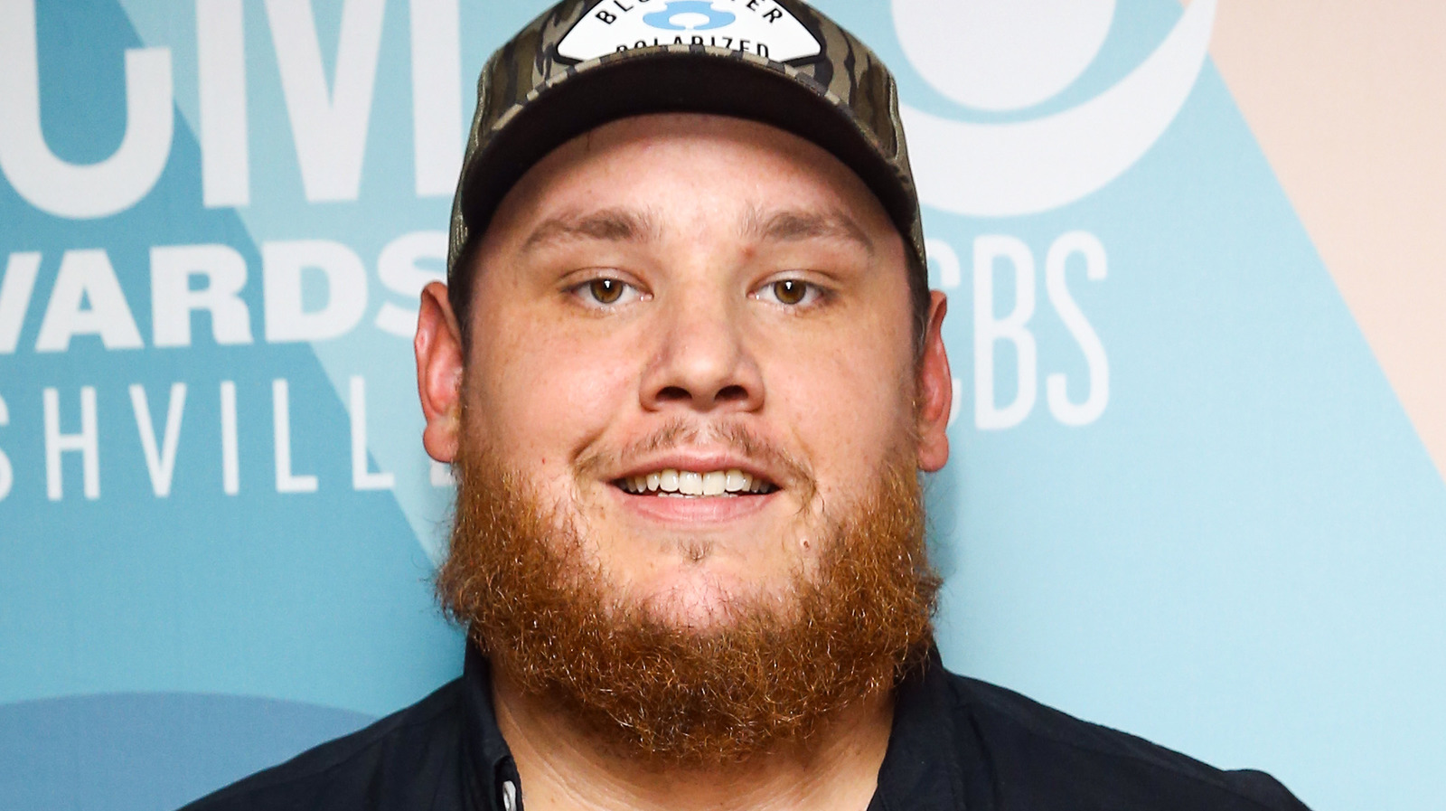 The Real Reason Luke Combs Is Apologizing To His Fans