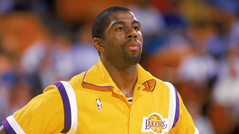 Magic Johnson posing