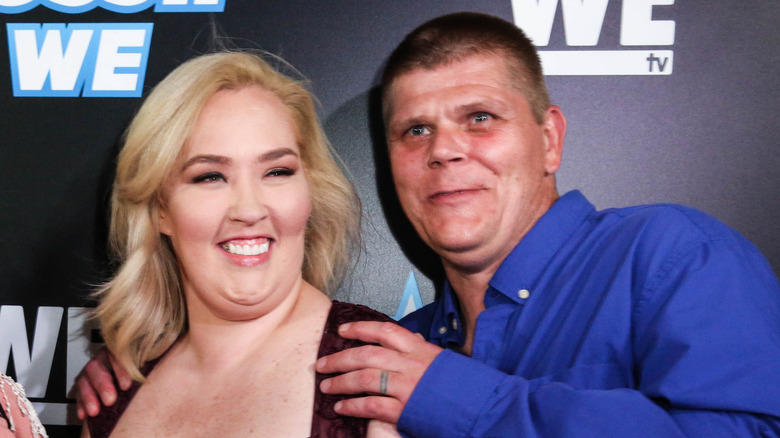 Mama June and Geno Doak posing