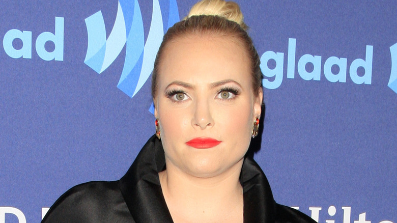 Meghan McCain looks unimpressed on red carpet