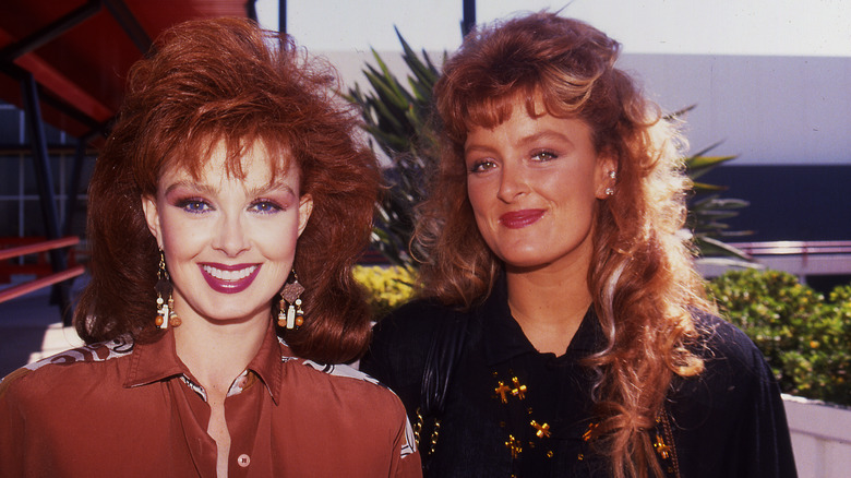 Naomi Judd, Wynonna Judd smiling