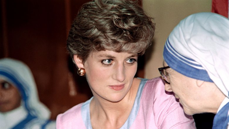 age difference between charles and diana