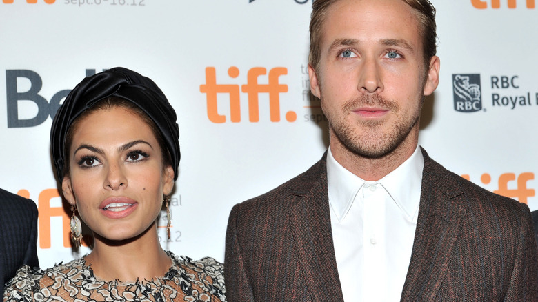 Eva Mendes and Ryan Gosling pose together