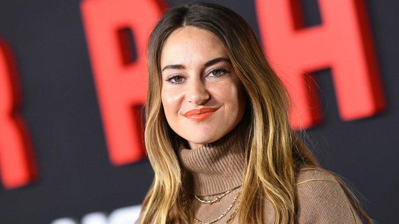 Shailene Woodley smiling at premiere