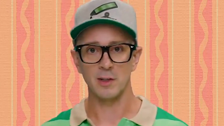 Steve Burns reprises his role on Blue's Clues