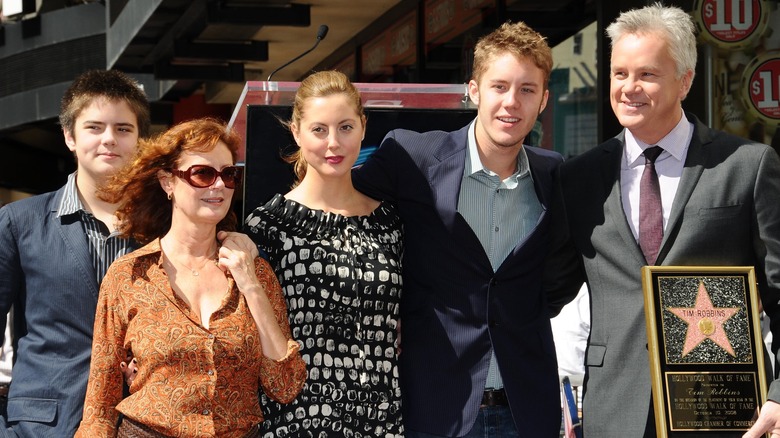 Susan Sarandon and Tim Robbins with their kids