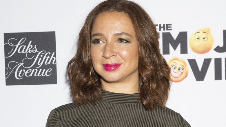 Maya Rudolph posing