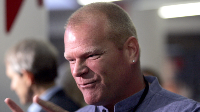 Mike Holmes arriving at the Canada For Haiti Benefit