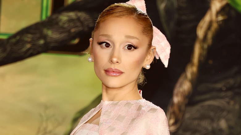 Ariana Grande wearing pink at the Wicked premiere