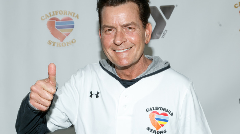 Charlie Sheen thumbs up