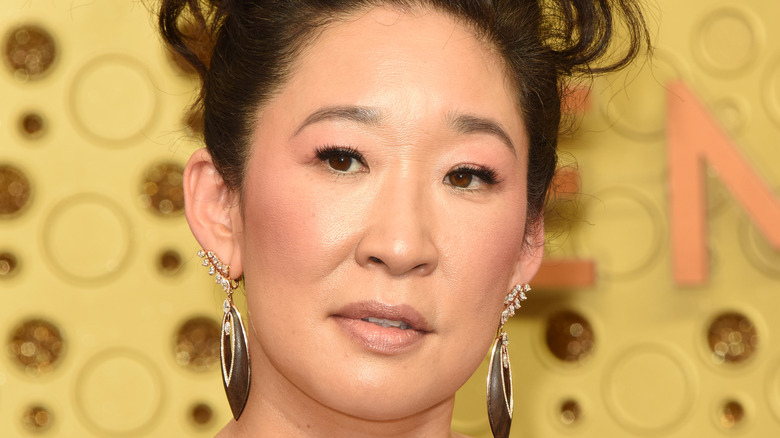 Sandra Oh posing